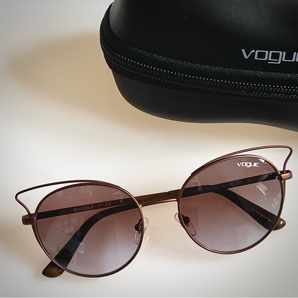 Vogue Cat-Eye Phantos Sunglasses w/Case- Violet Gradient  Lens Brown Metal Frame - Picture 2 of 5